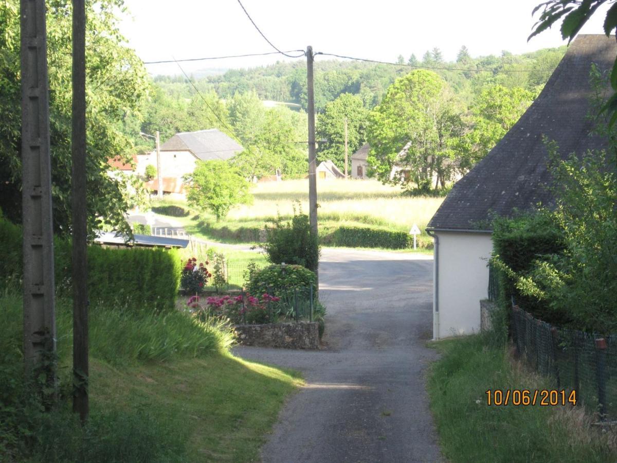 Hotel Le Commerce Neuville  Exterior photo